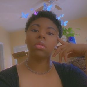 Meet your Posher, Kiko